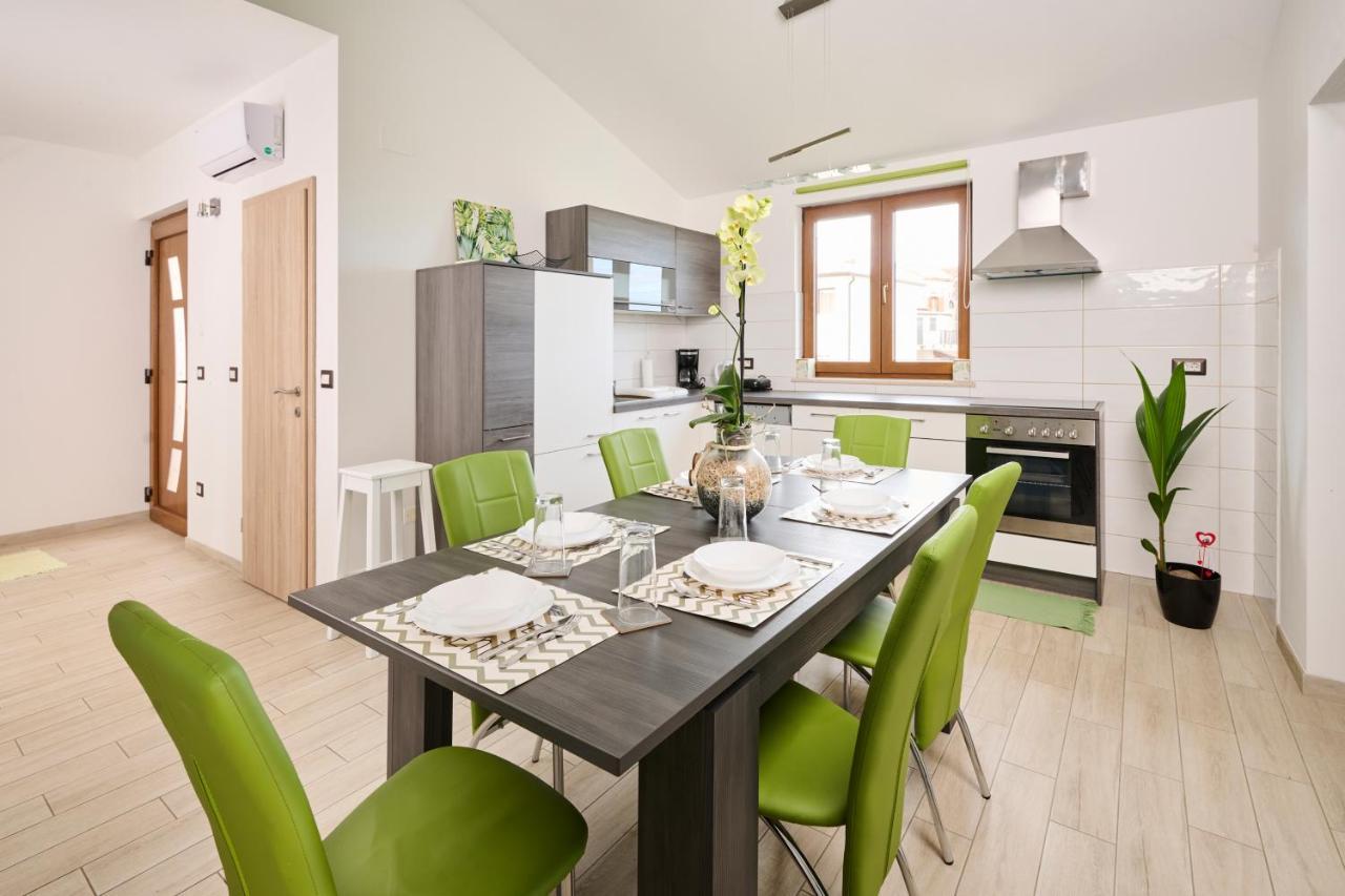 Appartement Aisha à Brtonigla Extérieur photo